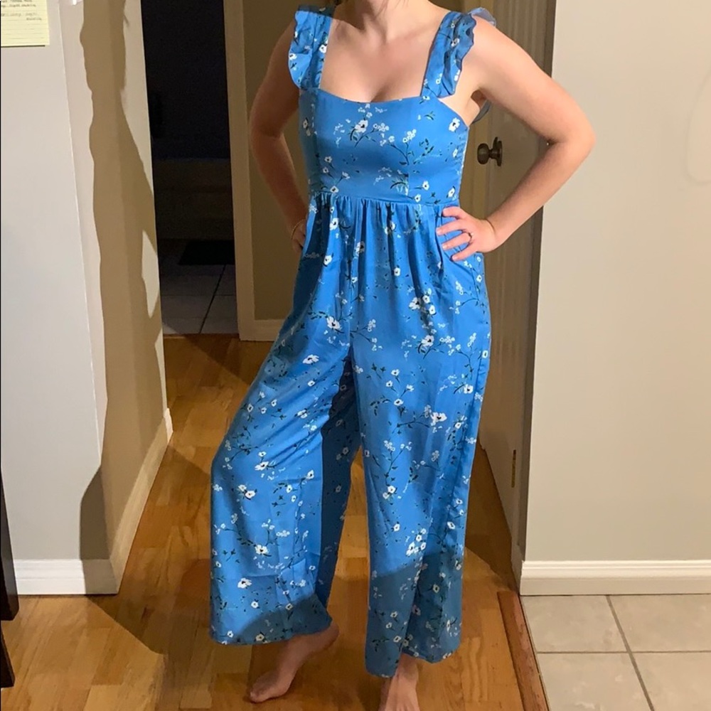 HOST PICK Show Me Your MuMu / Blue Floral Jumpsuit - Picture 2 of 6